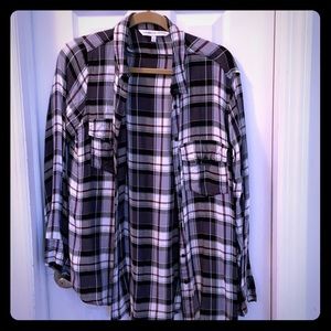 Gorgeous flannel top cupcakes & cashmere